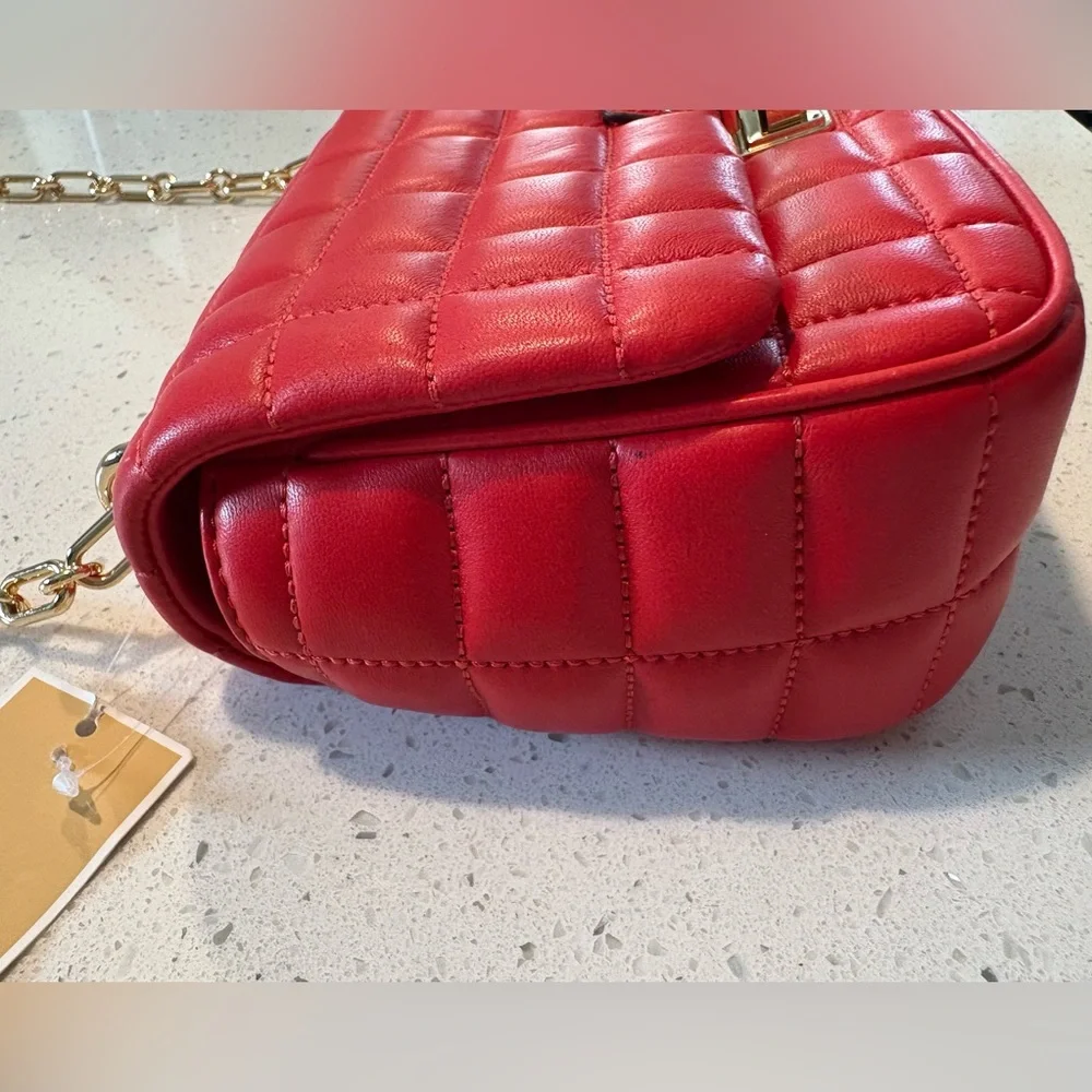 Michael Kors Red Quilted Crossbody Bag - Picture 3 of 11